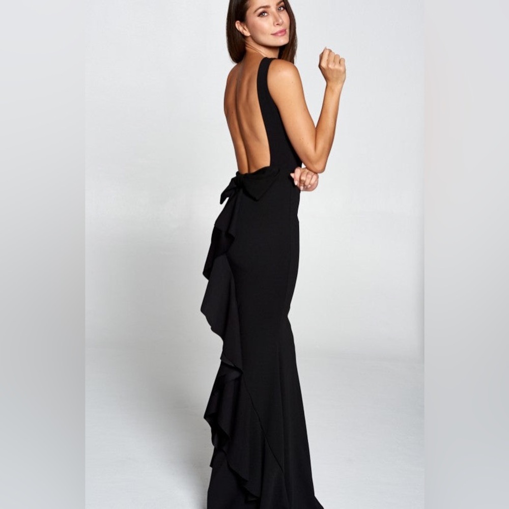 Sheshow Black Backless Mermaid Maxi Dress - NWT - Size Small!